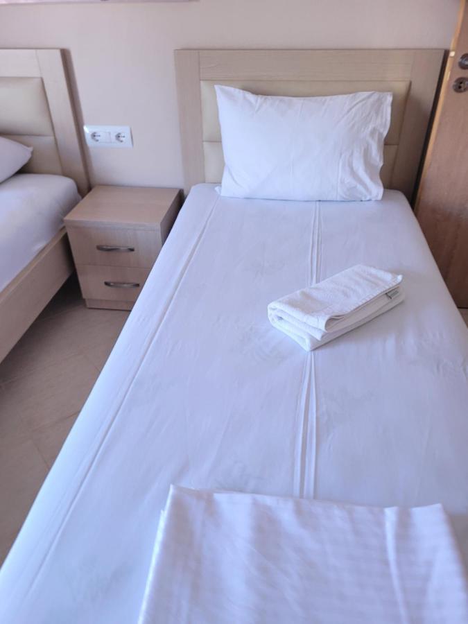 Marina Apartment Sarande Exterior photo