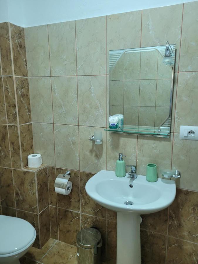 Marina Apartment Sarande Exterior photo